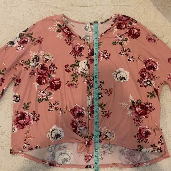 Floral Blouse - Picture 2 of 7